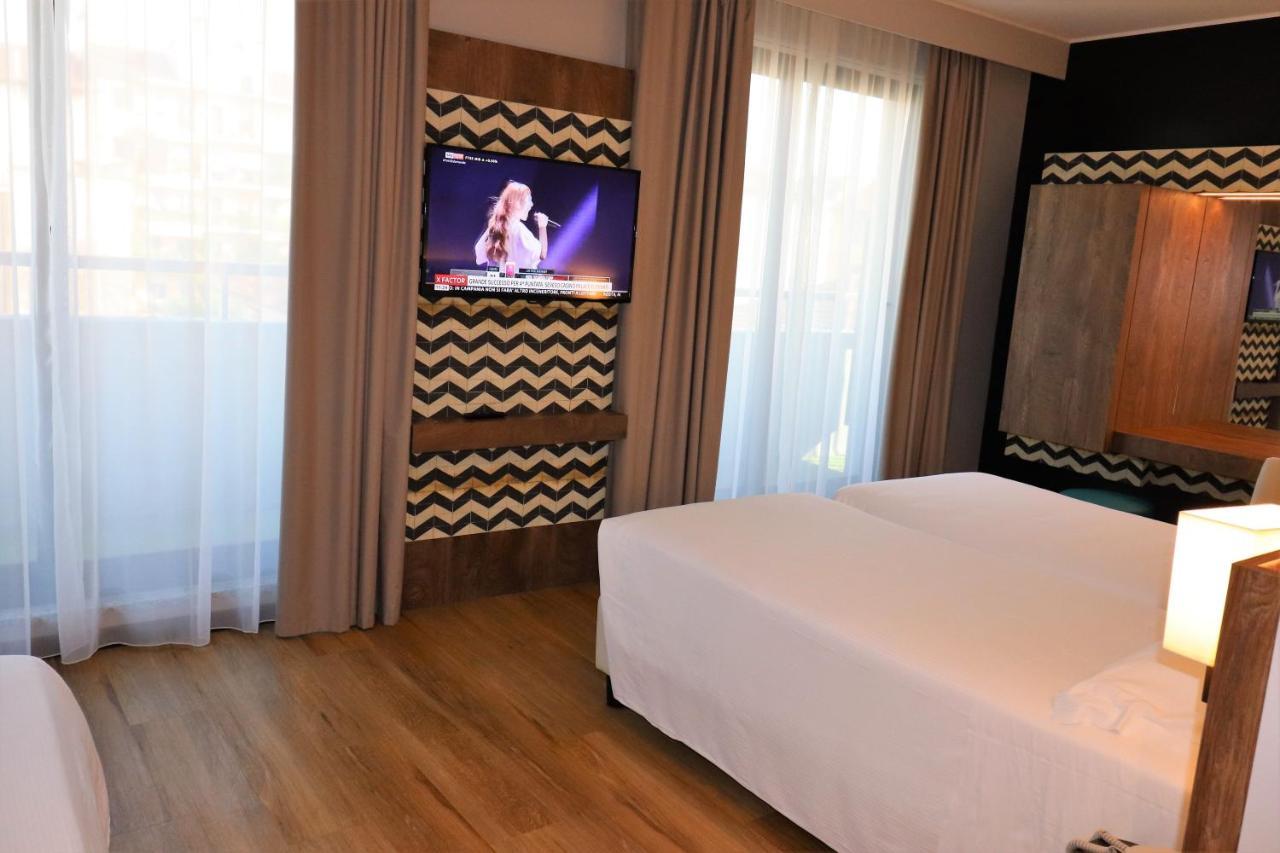 Hotel Domenichino Милан Экстерьер фото